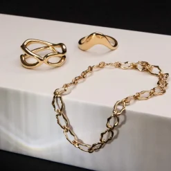 Marrow Fine Anniversary Gifts | Wedding Bands^Asymmetrical Sculpted Band