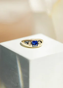 Marrow Fine Ready To Ship | Ready To Ship^1.58ct Blue Sapphire & White Cadillac Diamond Bombe Ring 14kyellowgold