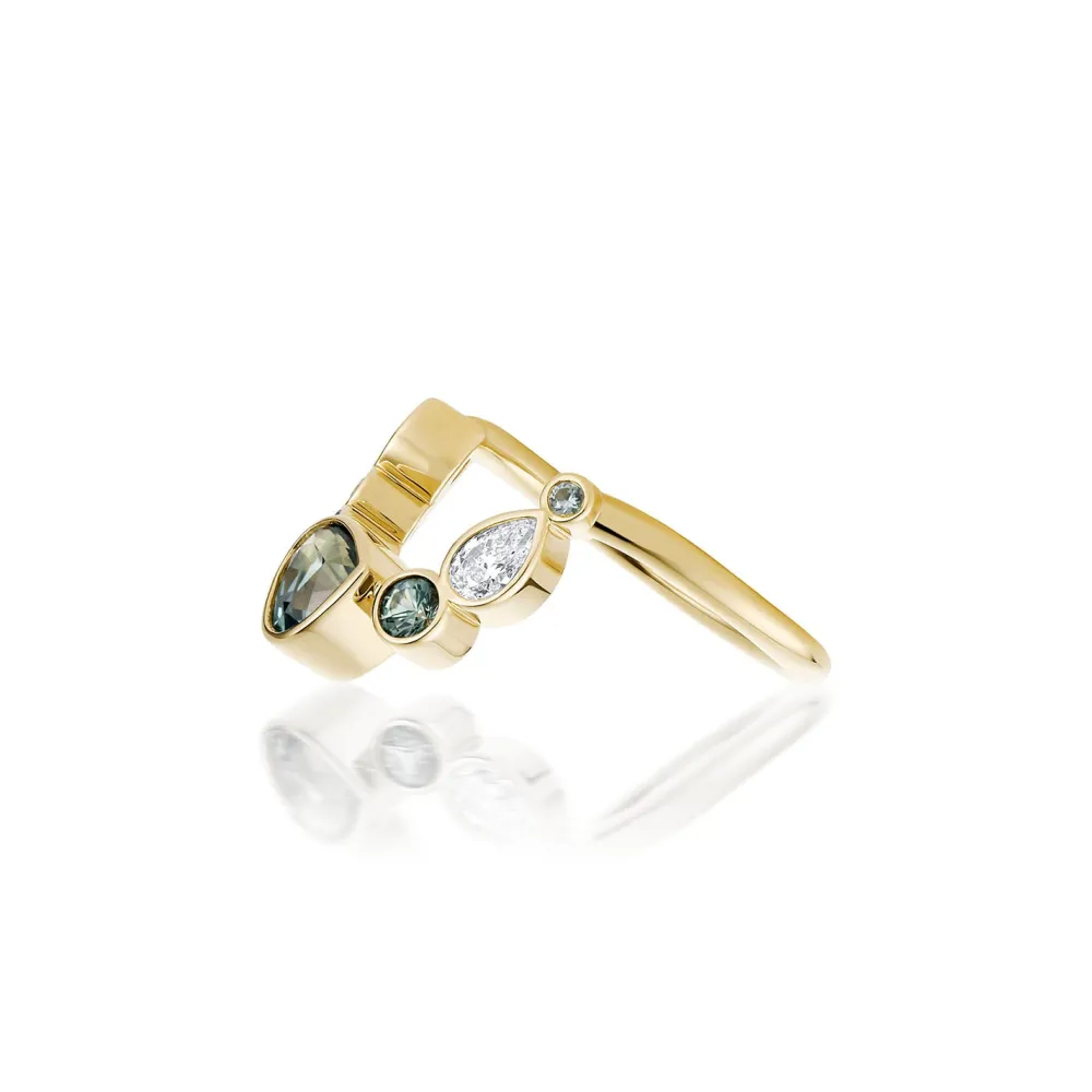 Marrow Fine Birthstone Collection | The Kaleidoscope Collection^1.05ct Sapphire and Diamond Kaleidoscope Chevron Ring 14kyellowgold