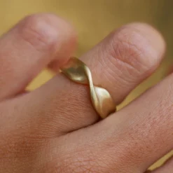 Marrow Fine Graduation Gifts | Men's Bands^Everyday Twist Ring