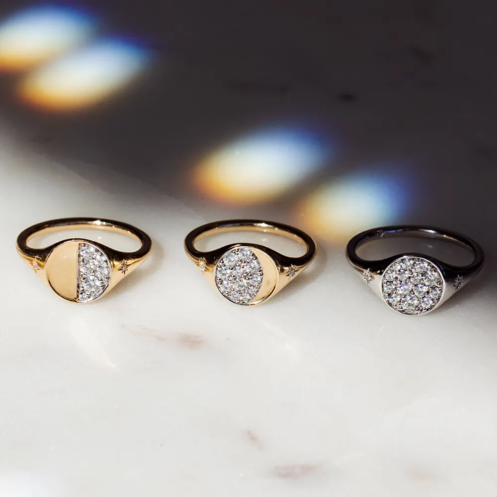 Marrow Fine For The New Mom | Anniversary Gifts^Full Moon Signet Ring | Moon Gold Diamond Ring