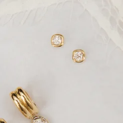 Marrow Fine For The New Mom | For The Bride-to-be^Nina Cushion Studs